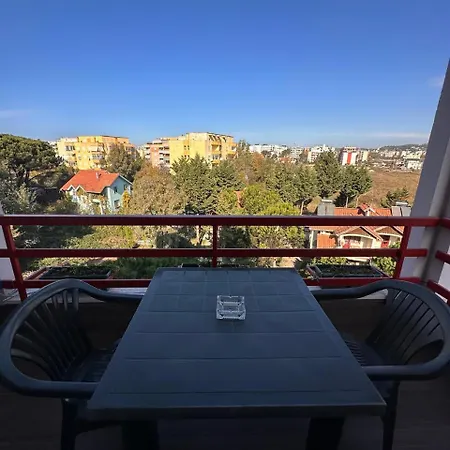 Tuttomondo * Golem (Tirana)