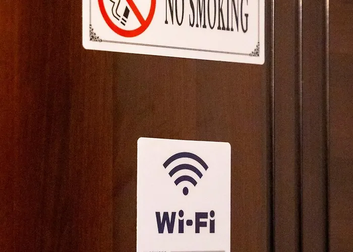 Tuttomondo * Golem (Tirana)