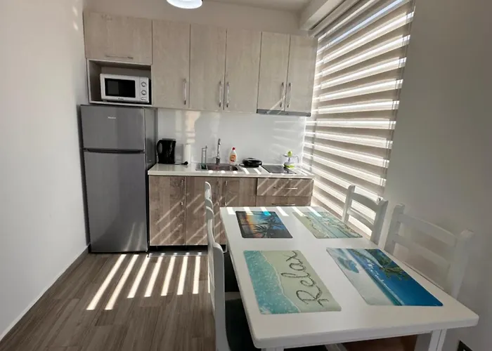 Tuttomondo Golem (Tirana)