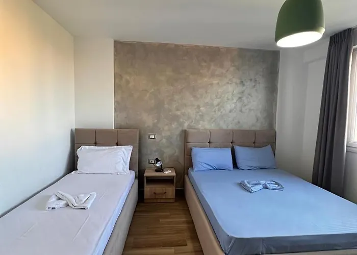 Tuttomondo * Golem (Tirana)